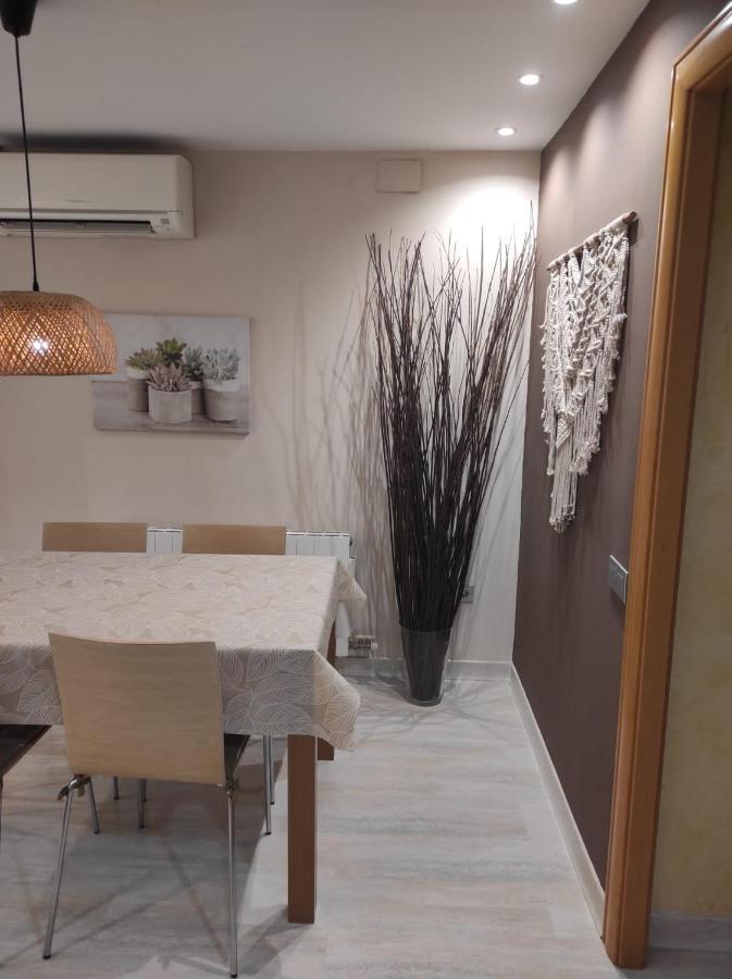 Apartamento En Viladecans Cerca Del Aeropuerto ภายนอก รูปภาพ