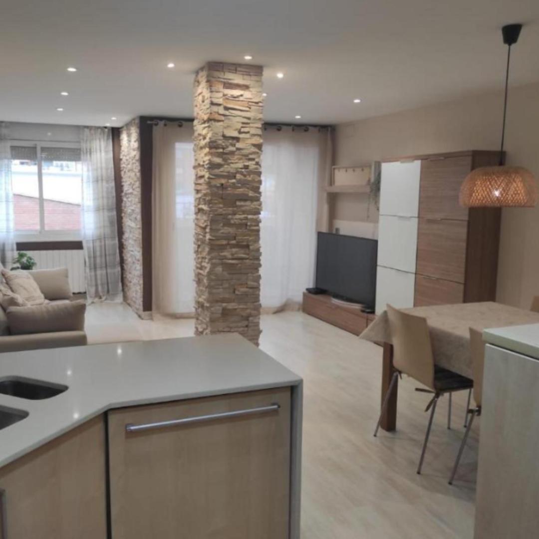 Apartamento En Viladecans Cerca Del Aeropuerto ภายนอก รูปภาพ